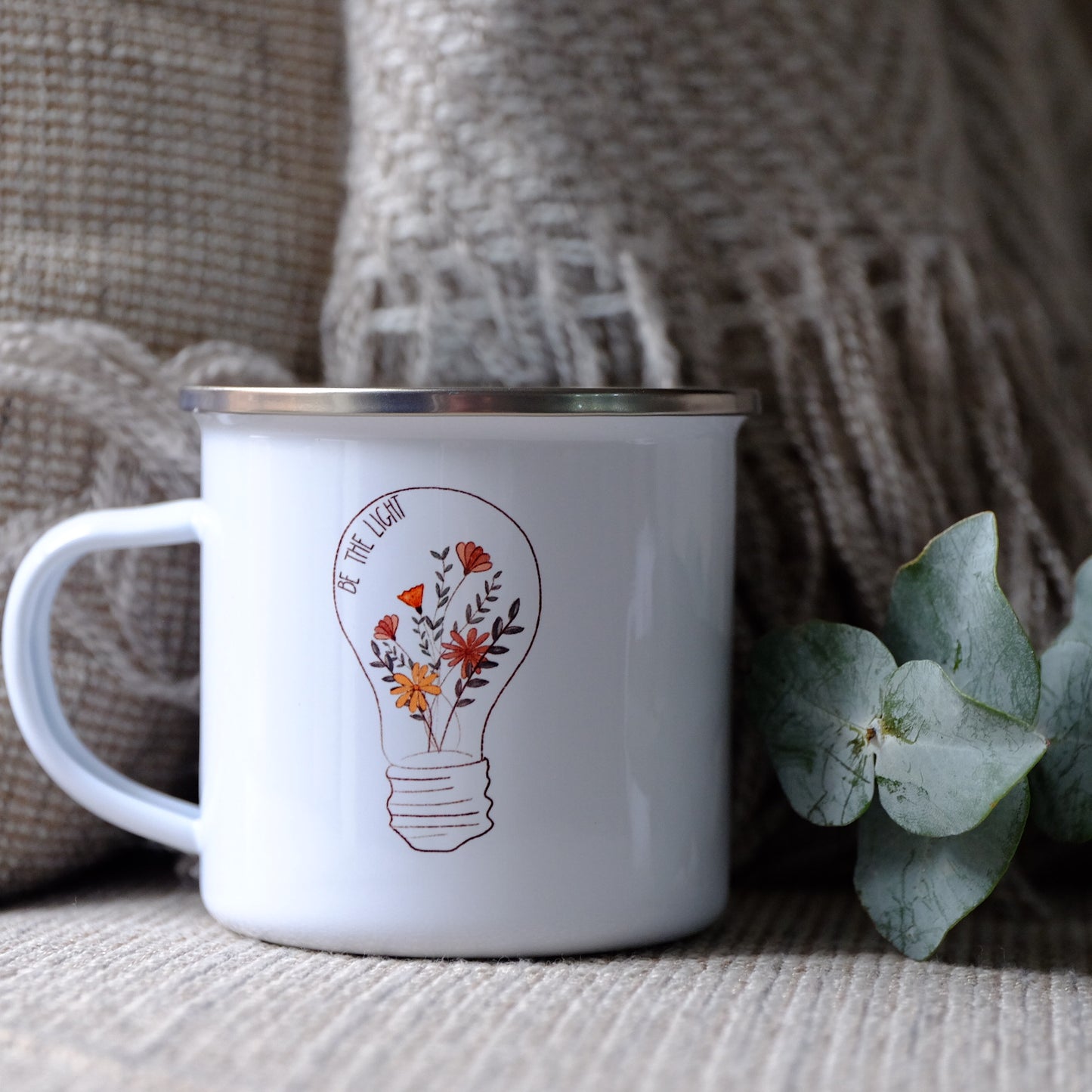 Enamel Mug 360ml - Be the light