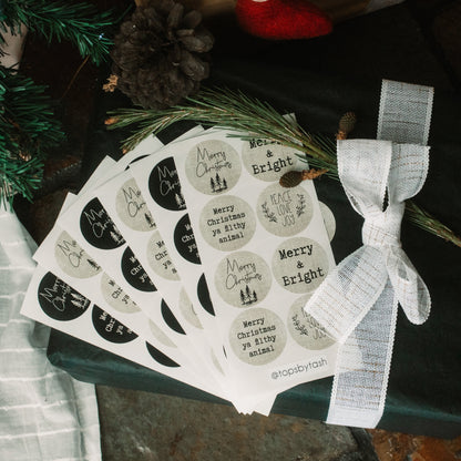 Christmas label stickers - 40mm circles